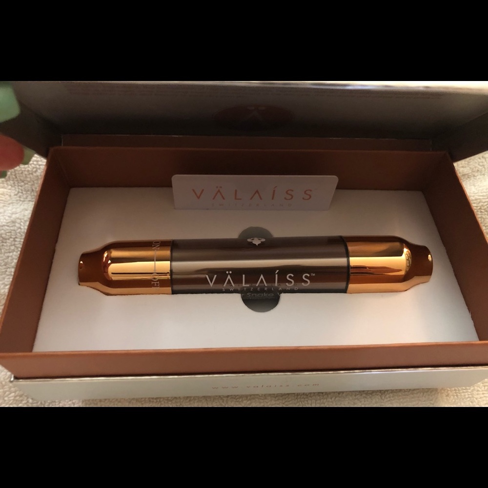 Valaiss Switzerland Superior Snake Venom Rejuvenating Complex